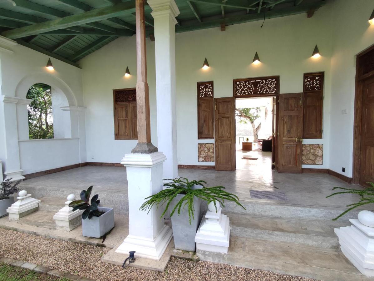 Villa Seven Faces-Luxury Escape,Stunning Views With Private Pool For A Couple Or Family! Galle Zewnętrze zdjęcie