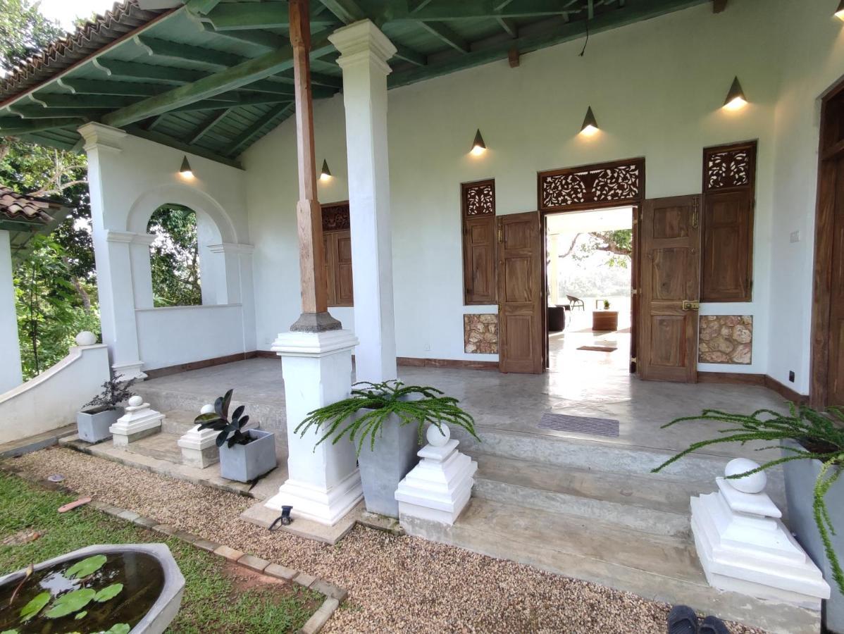Villa Seven Faces-Luxury Escape,Stunning Views With Private Pool For A Couple Or Family! Galle Zewnętrze zdjęcie